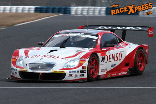 Carlo van Dam terug in het land van de rijzende zon met Lexus in Super GT